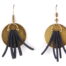 Boucles d’oreilles hippies chics composées d’un cercle bronze décoré de suédines en velours noires et de perles bronzes